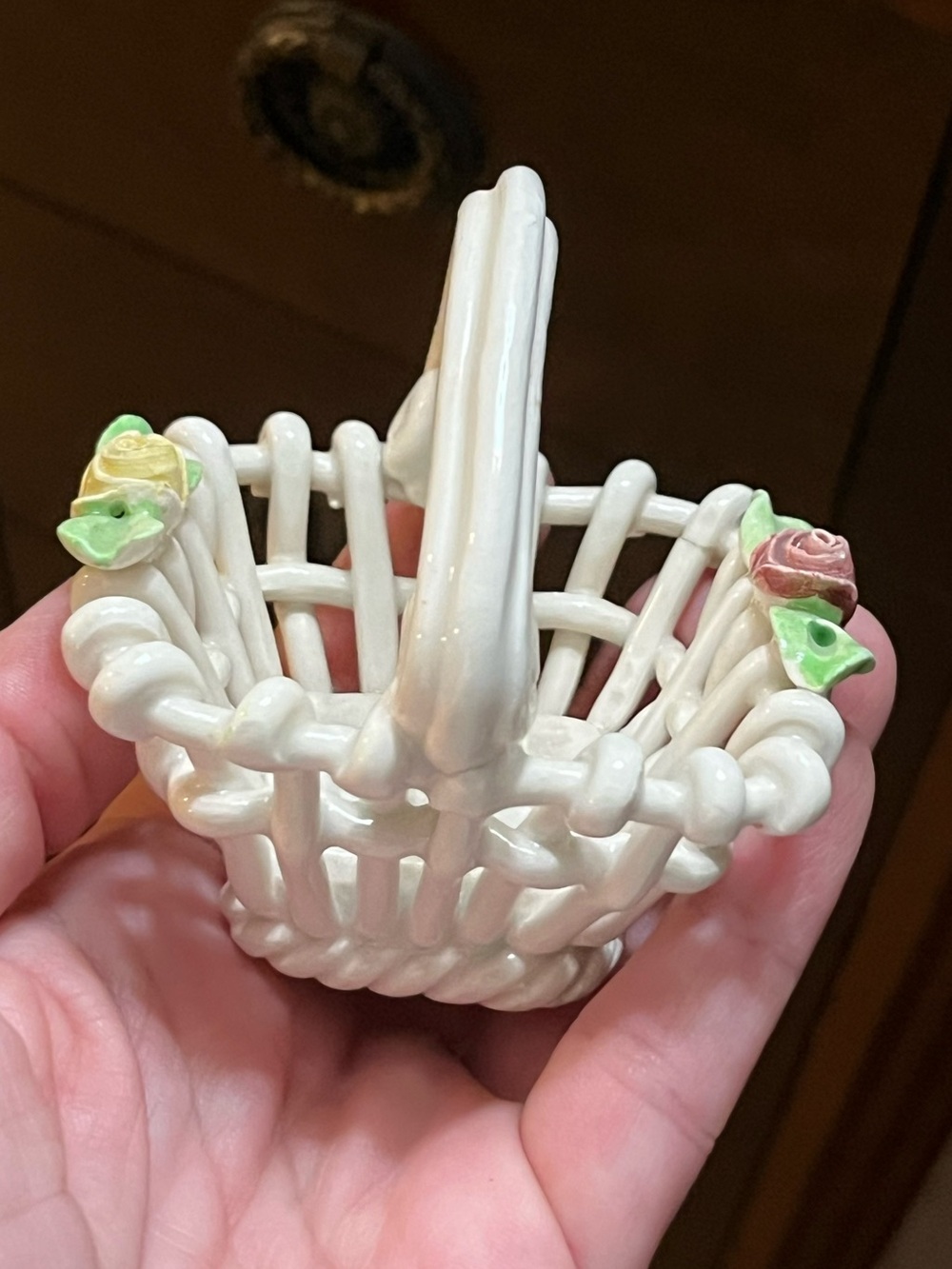 White Ceramic Mini Basket with Pastel Rose Accents - Women Bath & Body
